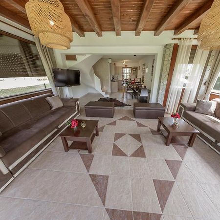 Вилла Casa Dellˇ Amore Бихач Экстерьер фото